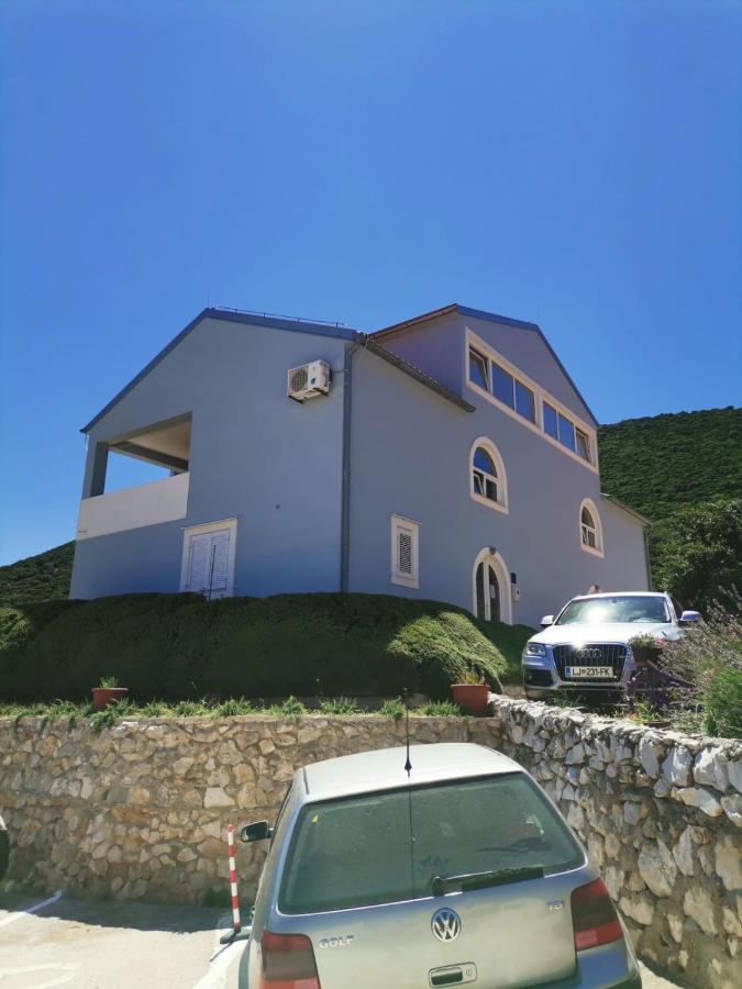 Sunny Blue Apartament 네레자인 외부 사진